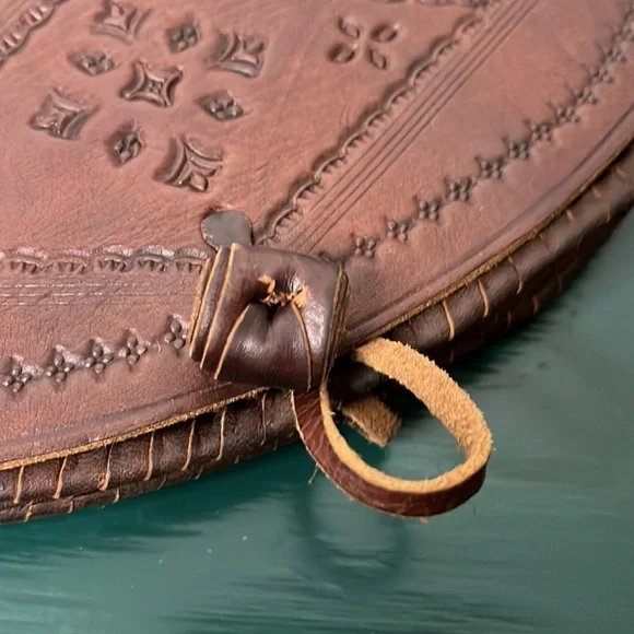 Vintage Bohemian Handmade & Hand Pressed 100%  Leather Saddle Crossbody Bag - Picture 8 of 12